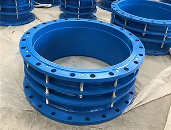 Double flange limit expansion joint